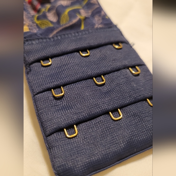 THIRDLOVE Bloom bra and thong set - Picture 4 of 7